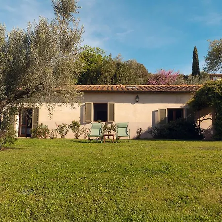 فيلة Bolgheri Countryhouse *